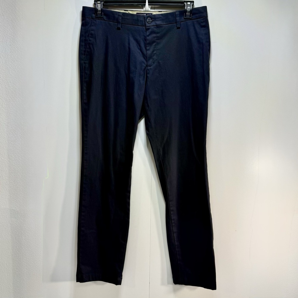 Dockers Men's Athletic Fit Signature Khaki Flex Comfort Cotton 33W x 32L Blue